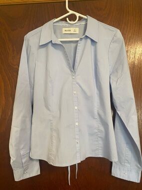 Hollister  women’s size XL top.